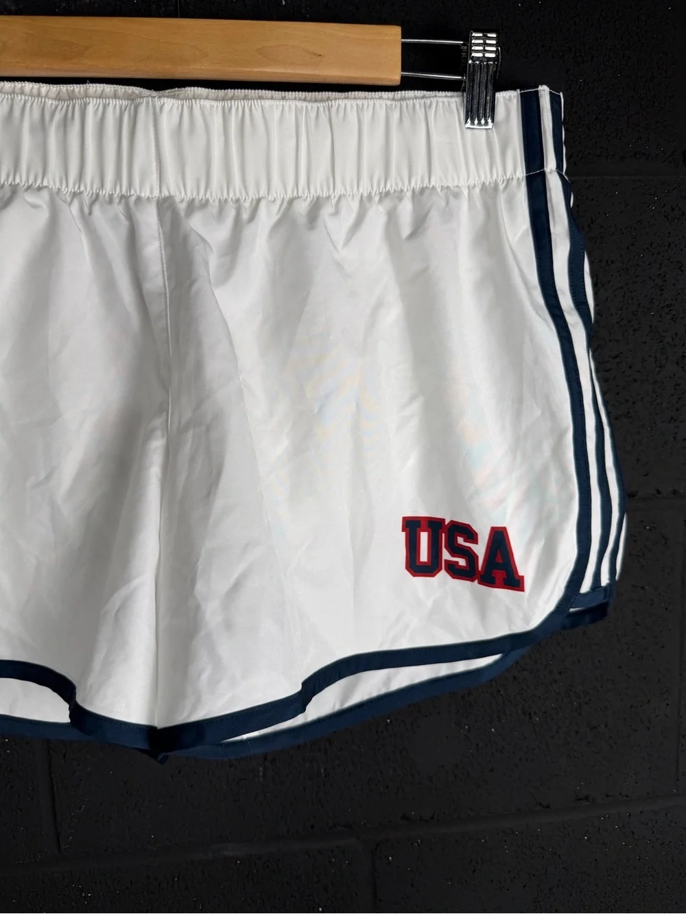 adidas USA White Athletic Shorts with lining panty - Navy Trim size Large ! EUC - Picture 2 of 14